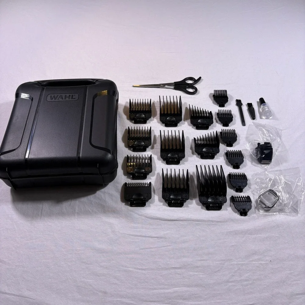 Wahl Professional Hair‎ Clipper Kit - Attachments and Case Only - No Razor